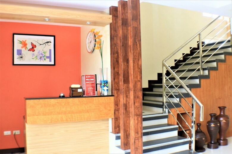 Hotel Zen Rooms Greenfields Inn Bohol