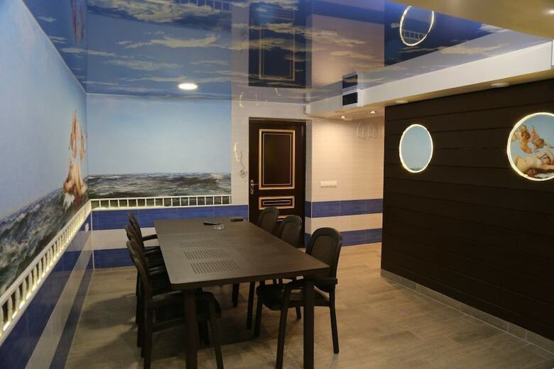Hostal Skazka Vostoka - Hostel