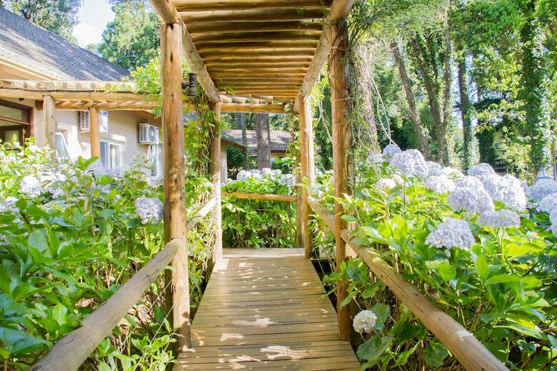 Hotel Pousada Pinh�o E Poesia