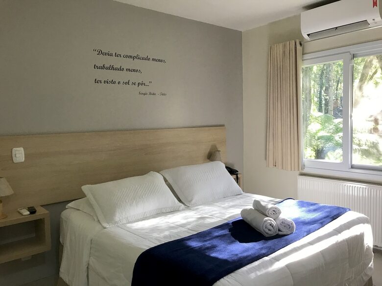 Hotel Pousada Pinh�o E Poesia