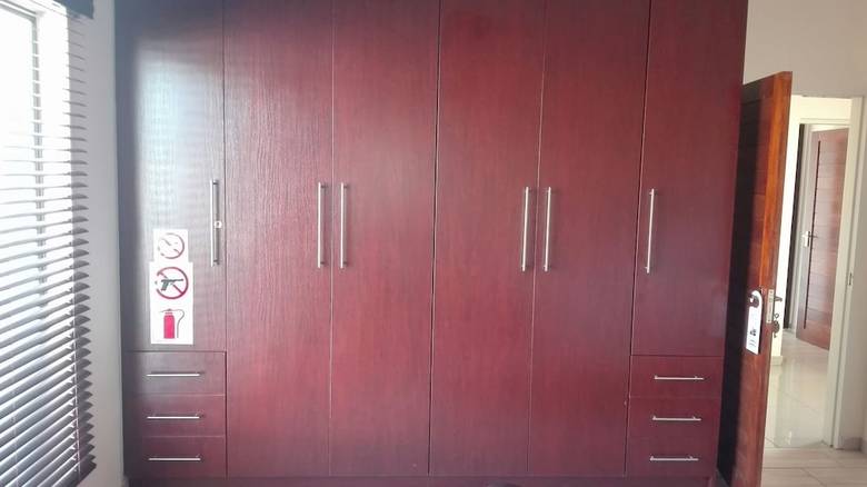 Hotel Estoby Executive Guesthouse