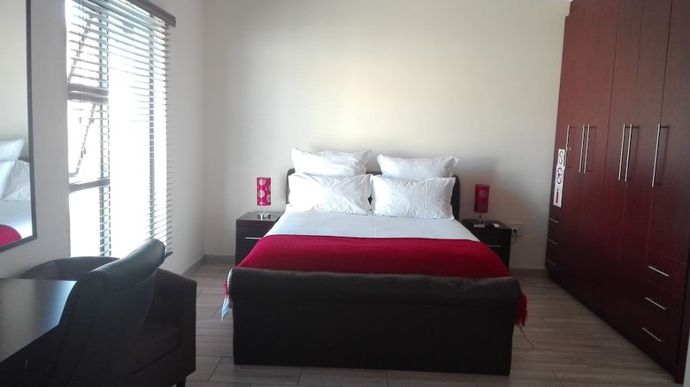 Hotel Estoby Executive Guesthouse