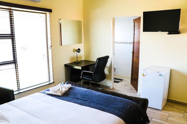 Hotel Estoby Executive Guesthouse