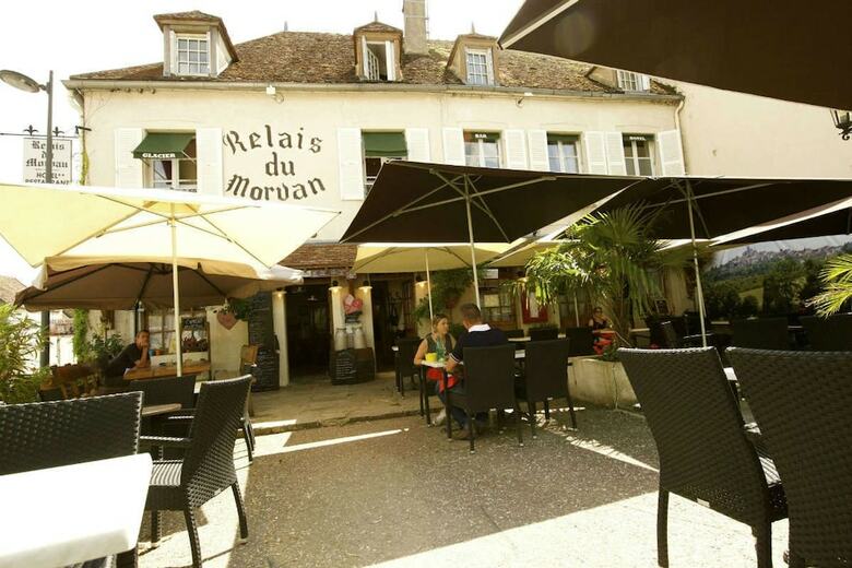 Hotel Le Relais Du Morvan