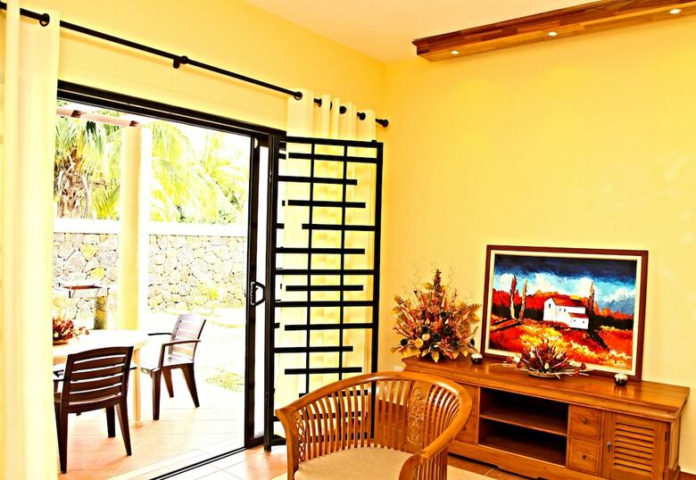 Apartamentos Albatros Residence - Lunch And Dinner