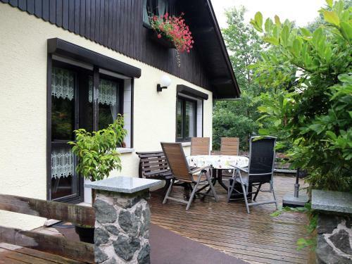 Attractive Holiday Home In Waltershausen With Fireplace
