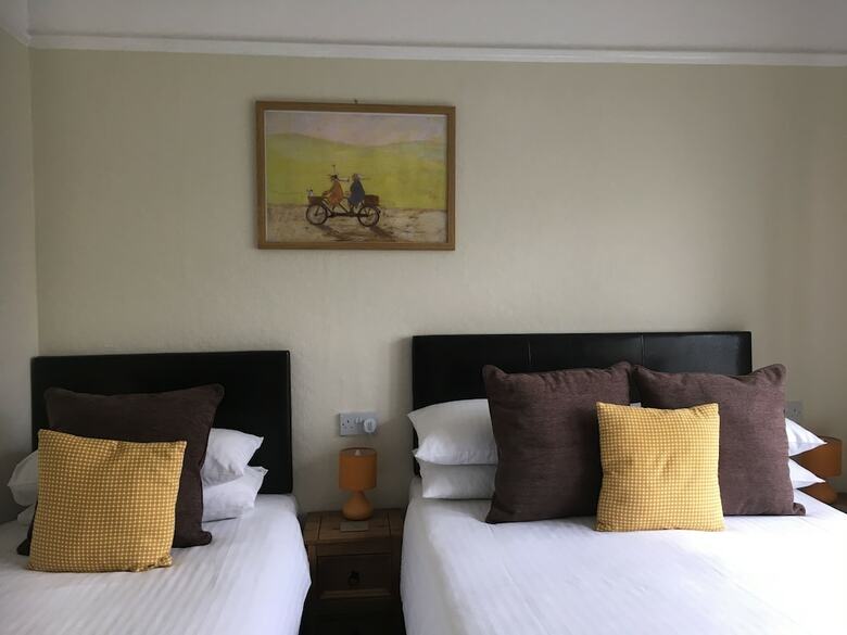 Hotel Tranmere House