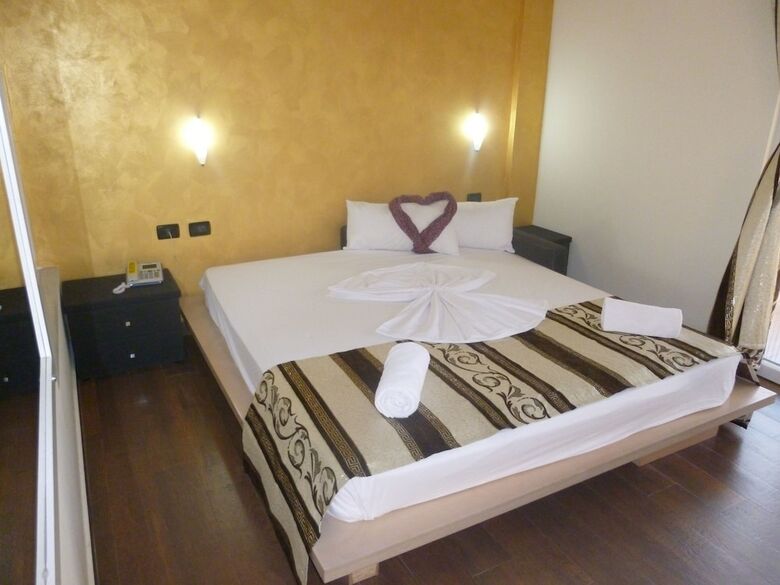 Hotel Red Apple