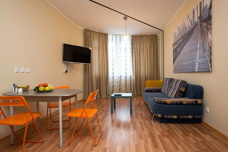 Apartment Etazhydaily 8 Marta