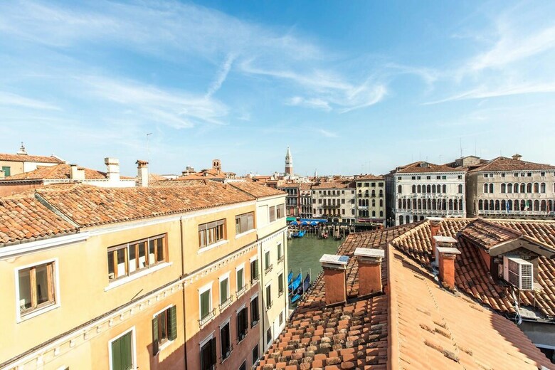 Grand Canal Design Apartment R&r