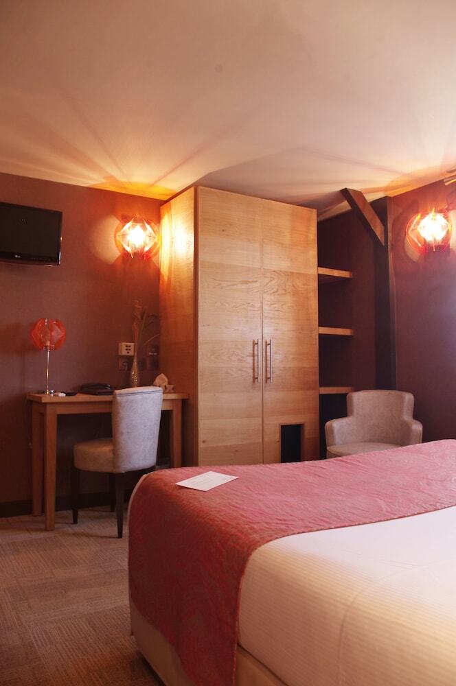 Hotel H�tel Villa Les Bains