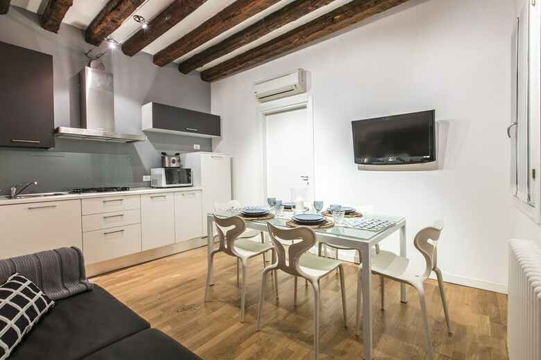 Arsenale Design Apartment R&r