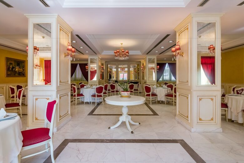 Hotel Fieri