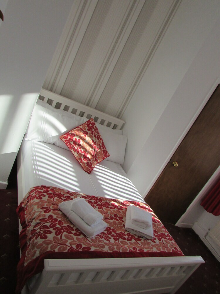 Hotel The Manor Grove