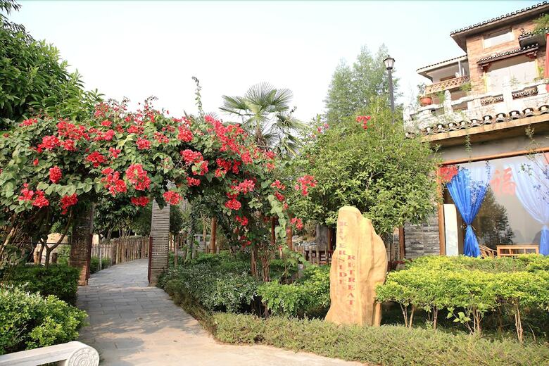 Riverside Retreat Hotel