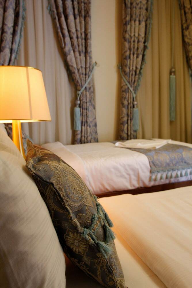 Mezzo Hotel