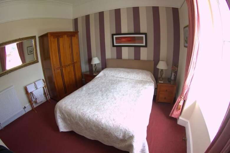 Rosemount Hotel