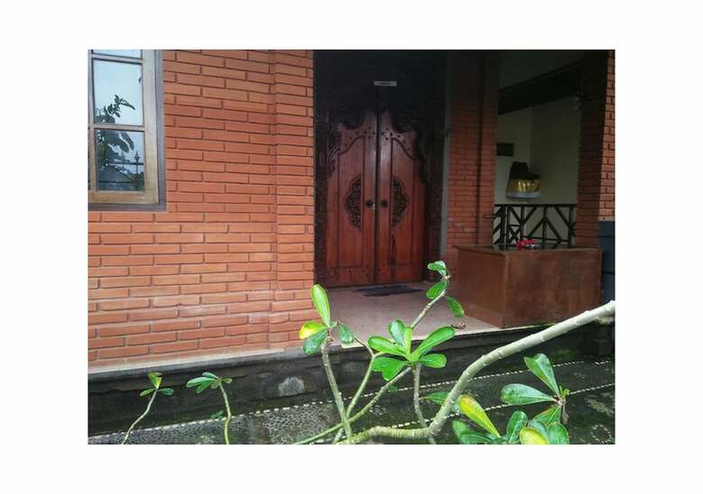 Hostal Tri Hita Karana House
