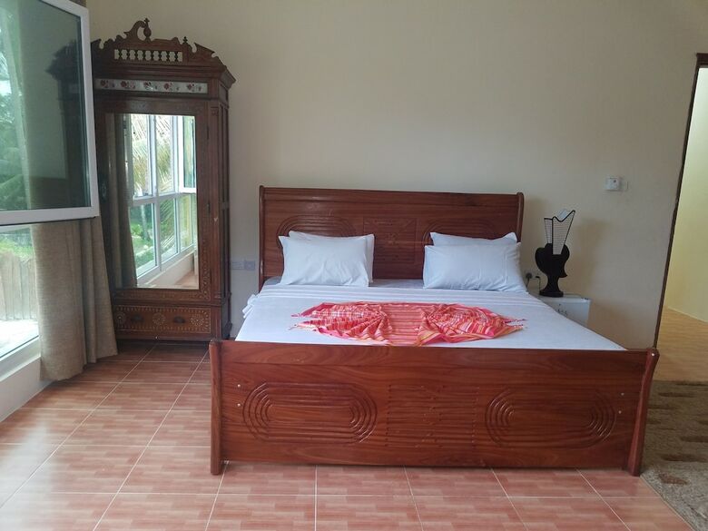 Hotel Bwejuu Beach Palm Villa