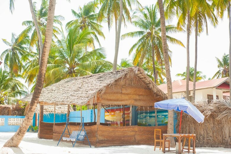 Hotel Bwejuu Beach Palm Villa