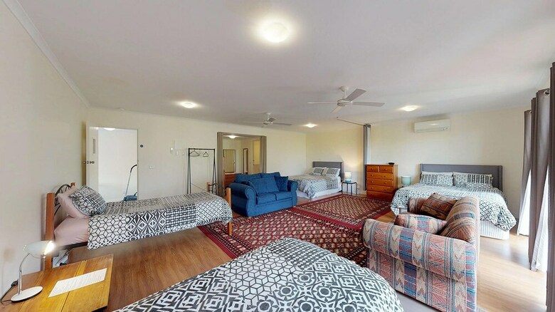 Austral Place 88 Via Merri River