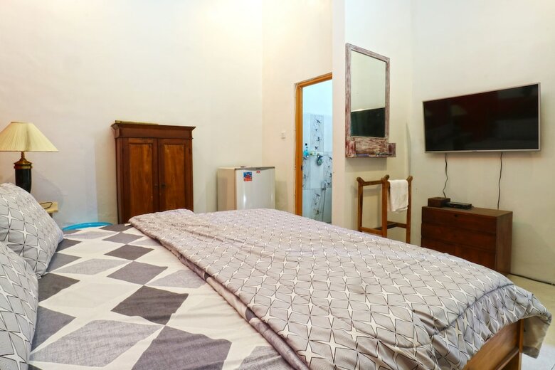 Hotel Nira Guest House