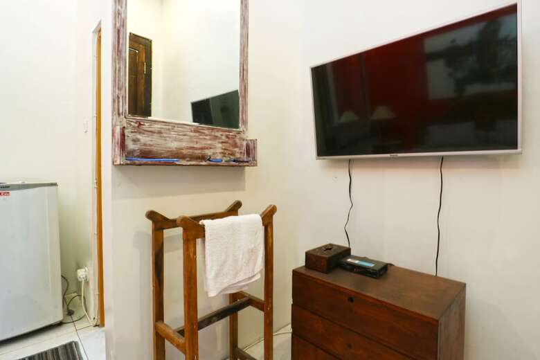 Hotel Nira Guest House