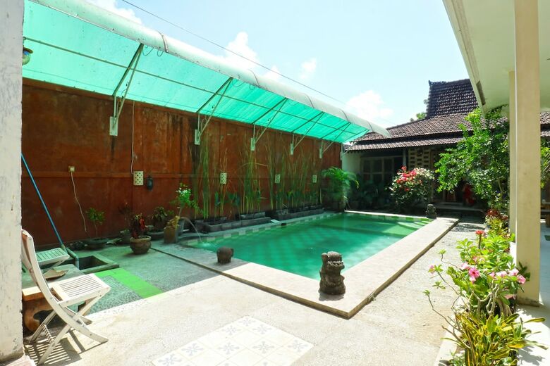 Hotel Nira Guest House