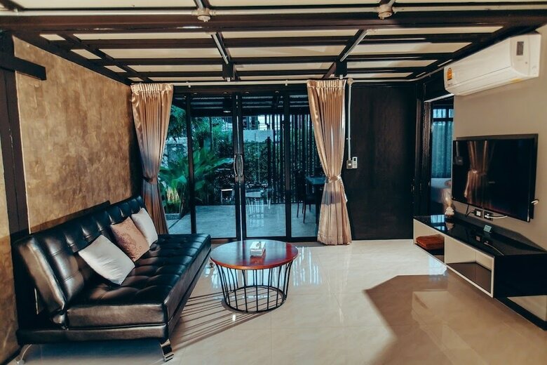 Hotel Mawadee Island Resort