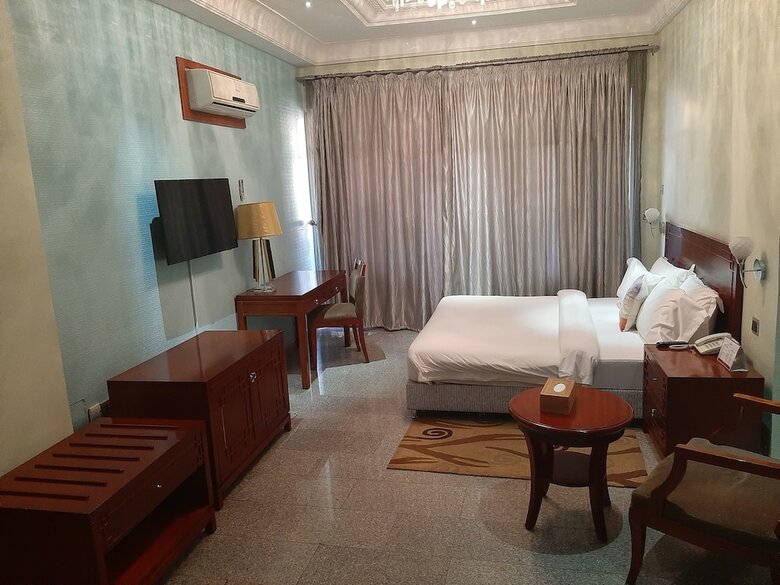 Aparthotel Serendib Hotels And Apartments