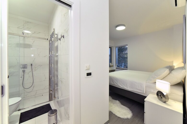 Apartment Luxury 4U