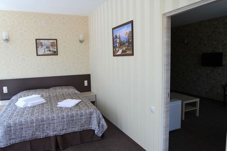 Khosta Hotel