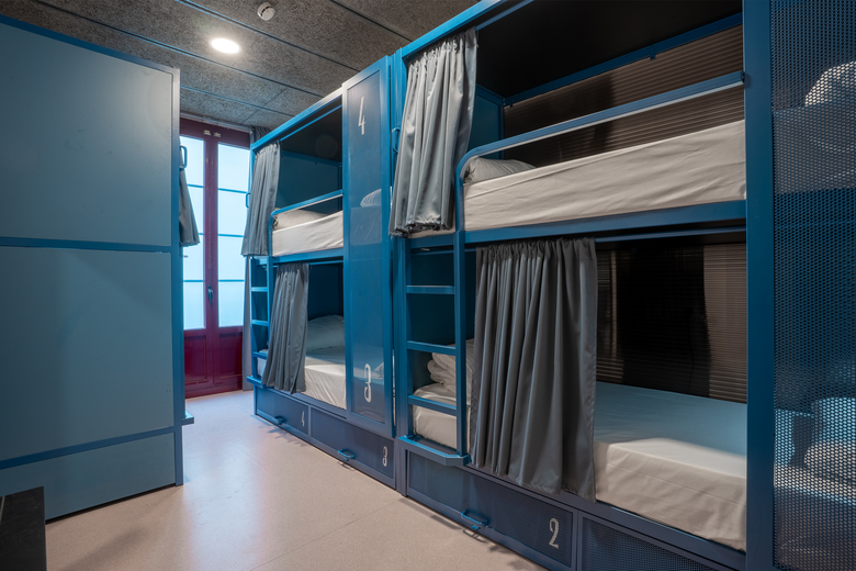 Hostal Ideal Youth Hostel