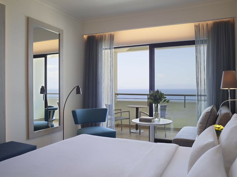 Rhodes Bay Hotel & Spa