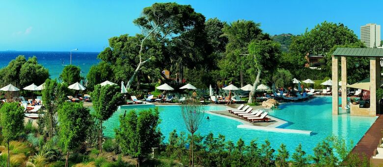 Rhodes Bay Hotel & Spa