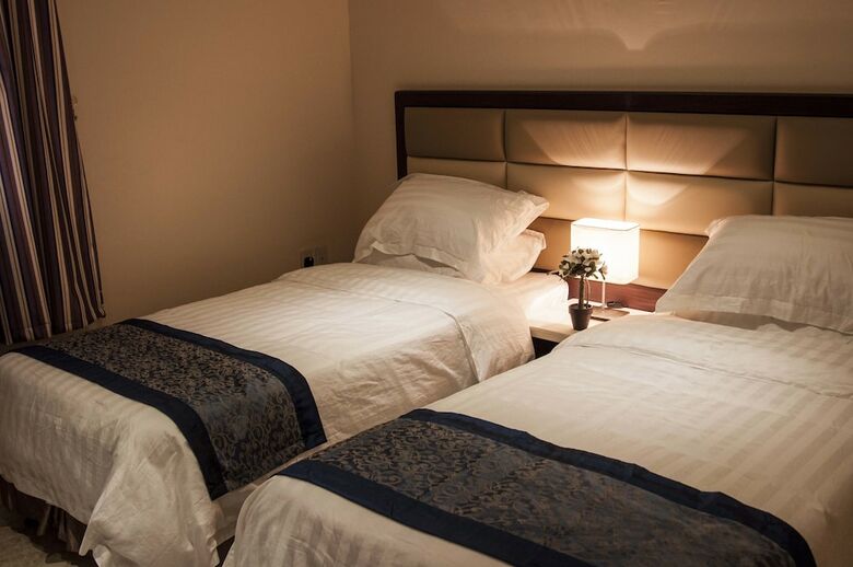 Aparthotel City Suites
