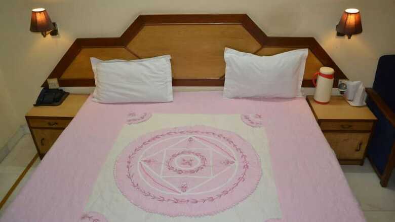 Hotel Atithi Palace