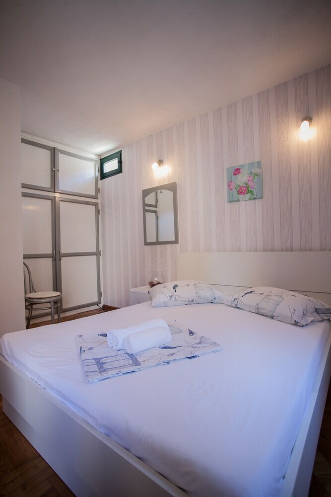 Apartamentos Guesthouse Ana