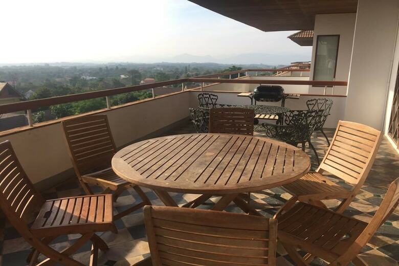Apartamentos Phuripimarn Penthouse