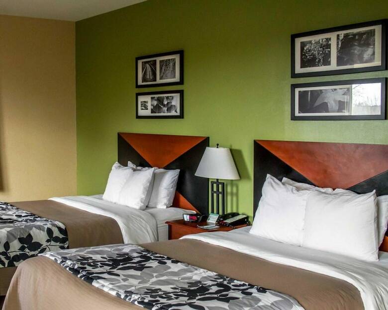 Hotel Sleep Inn & Suites