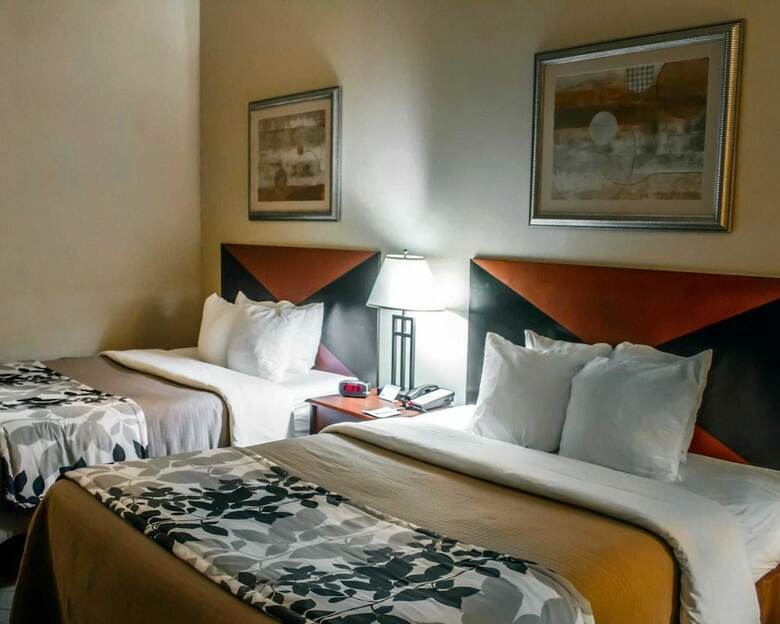 Hotel Sleep Inn & Suites