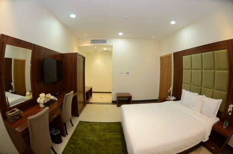 High End Gardens Aparthotel