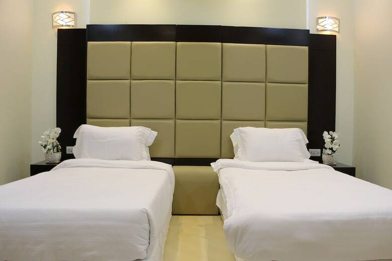 High End Gardens Aparthotel