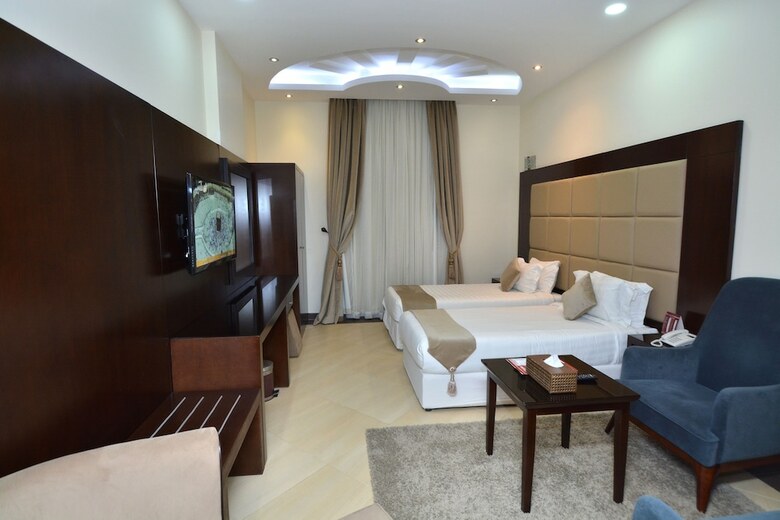 High End Gardens Aparthotel