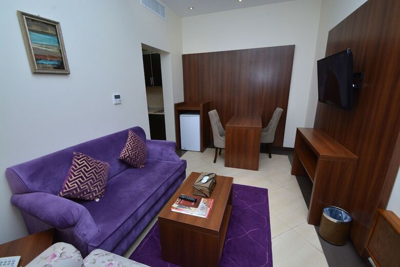 High End Gardens Aparthotel