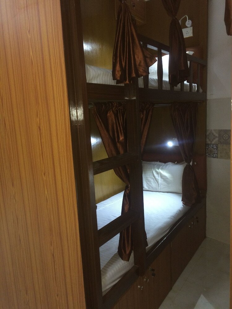 Hostal Zara Dormitory