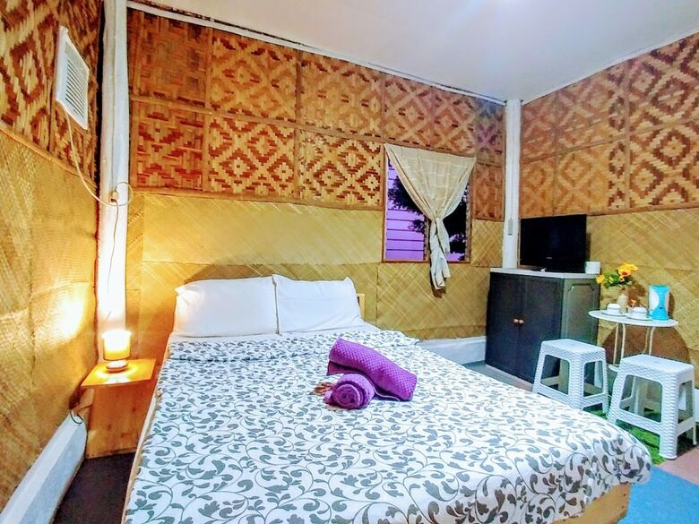 Bed & Breakfast Stay N Save