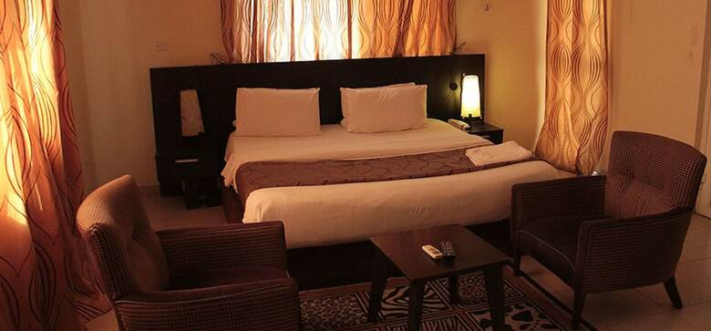 Hotel Lakeem Suites Adebola