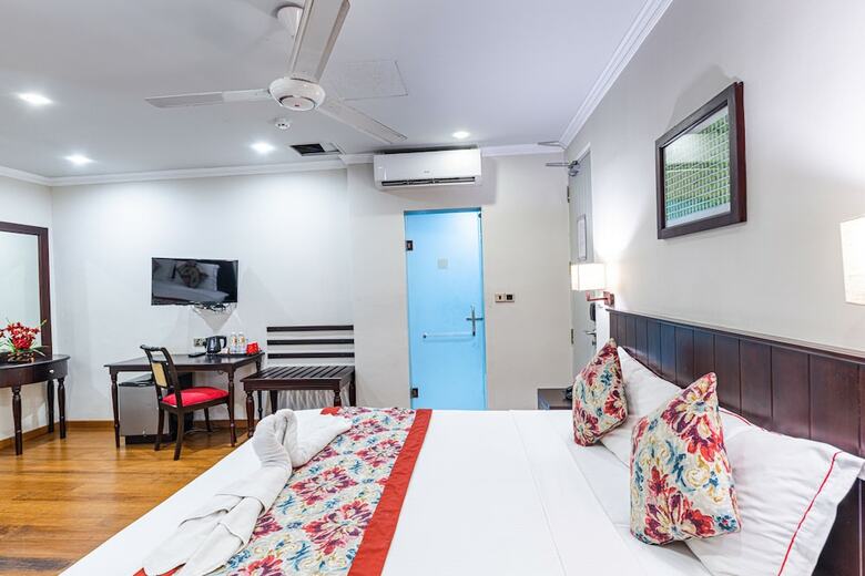 Hotel Earl's Red Colombo