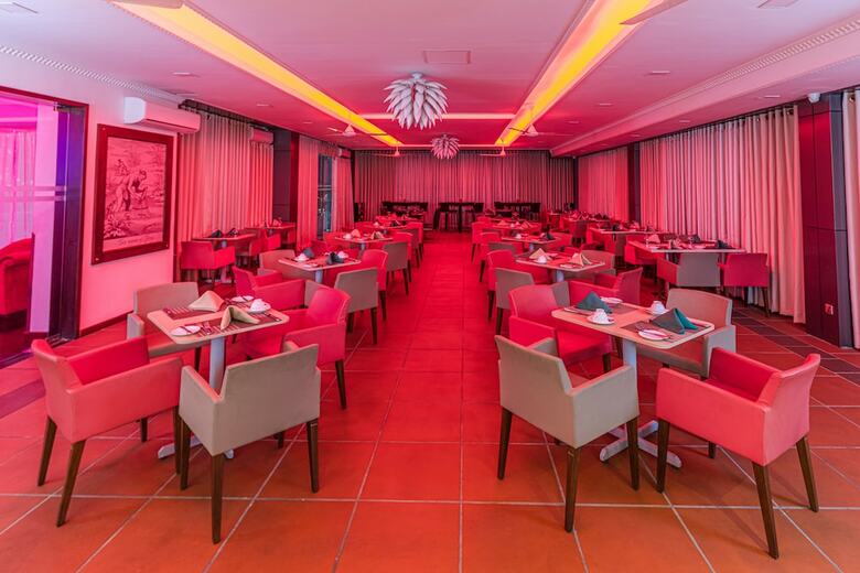 Hotel Earl's Red Colombo